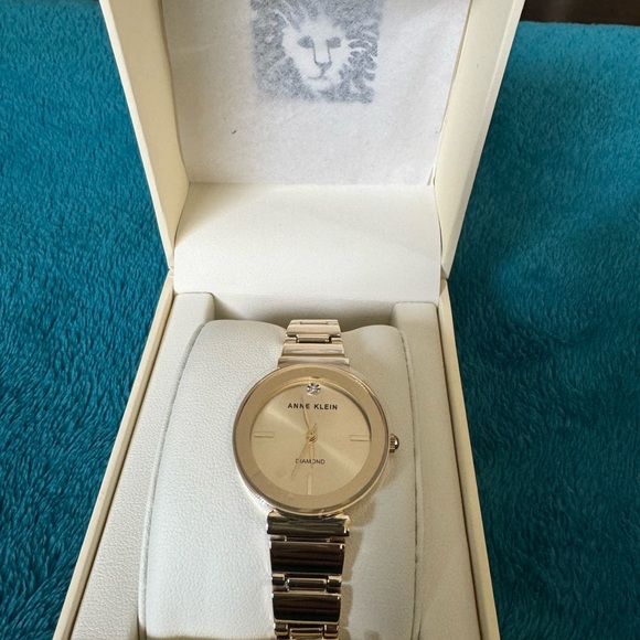 Brand New Anne Klein watch - Picture 3 of 5